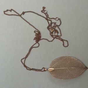 Elegant Rose Gold Leaf Pendant Necklace